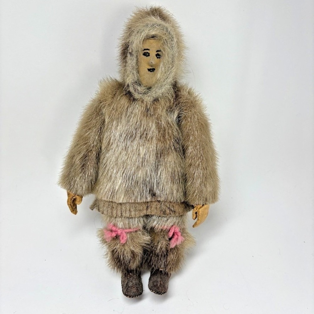 VTG Inuit Native American Alaskan Eskimo Doll 9" Fur Coat 1940s 50s Genuine
